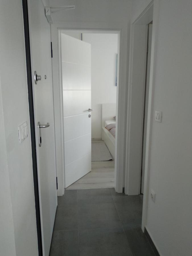 Apartment Sunrise Mandre Esterno foto
