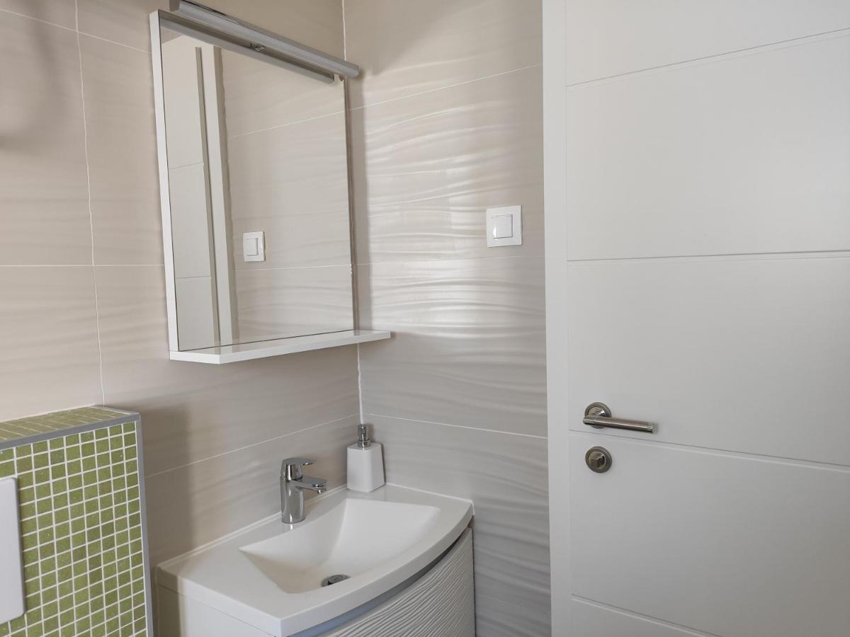 Apartment Sunrise Mandre Esterno foto